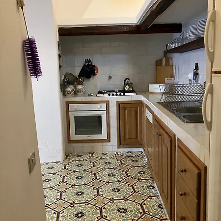 Villa Casa Bacco, Capistello *