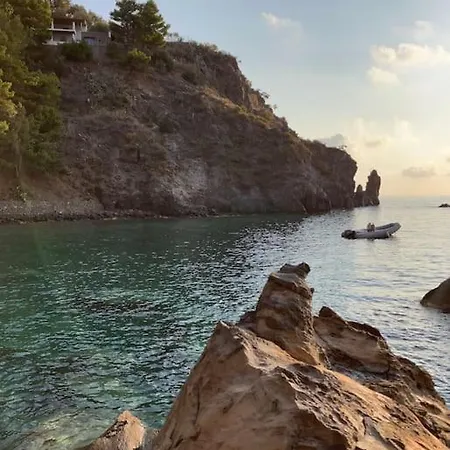 Casa Bacco, Capistello *