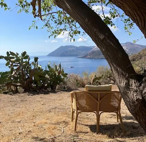 Villa Casa Bacco, Capistello *