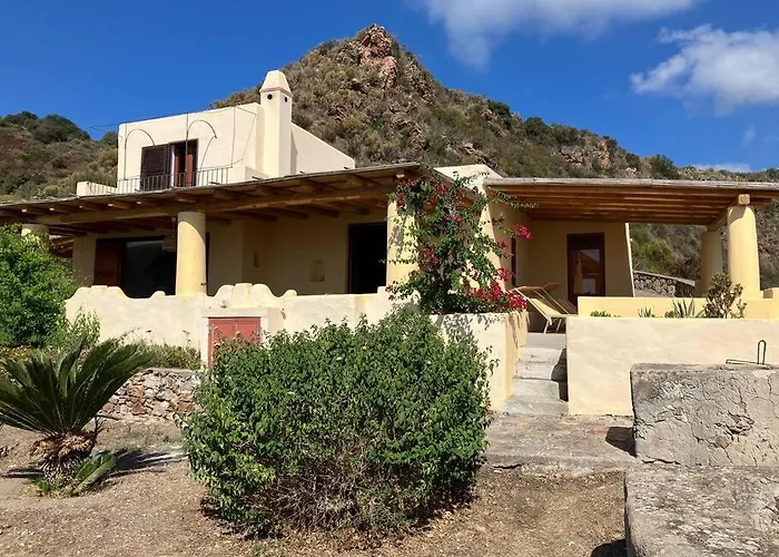 Villa Casa Bacco, Capistello *