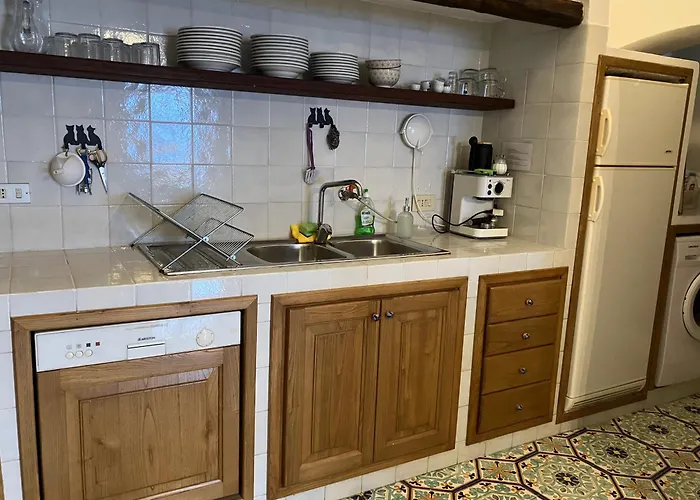 Villa Casa Bacco, Capistello Lipari